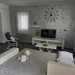 Apartman App Krivit *