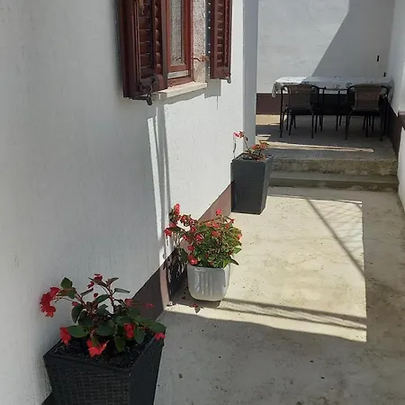 App Krivit Apartament Pula